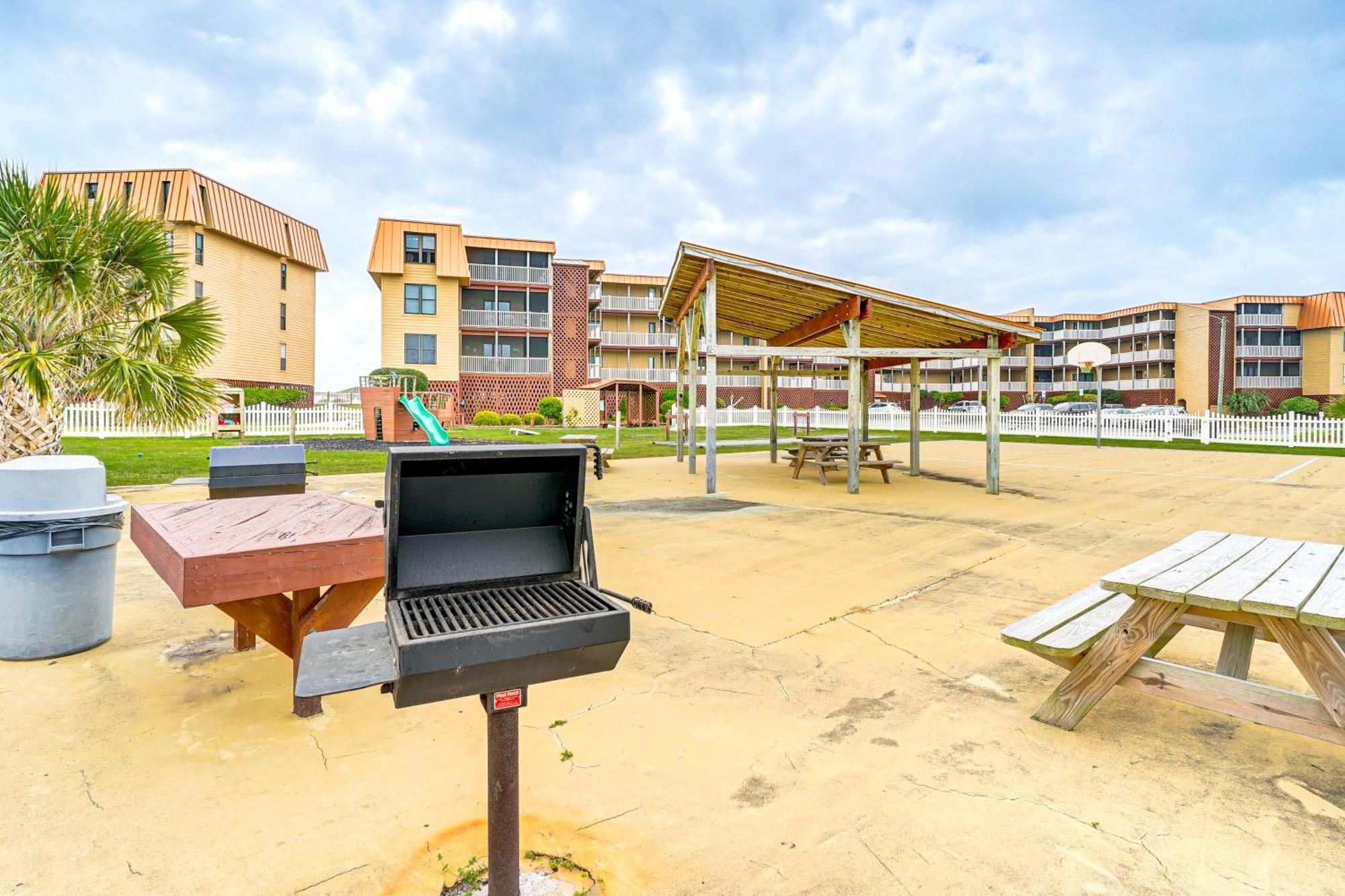 Steps To The Beach Oceanfront Condo With Lanai! North Topsail Beach Exteriér fotografie