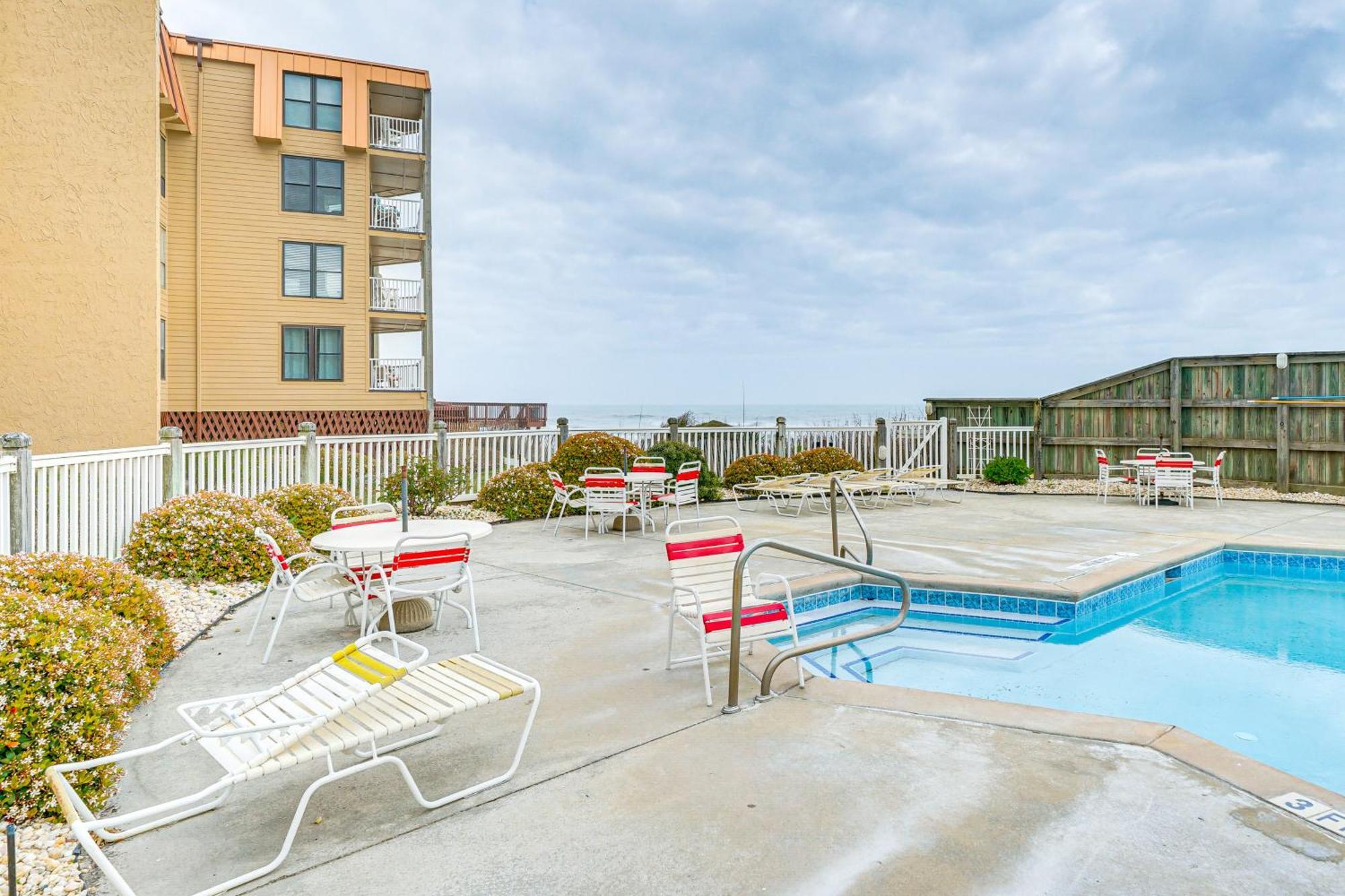 Steps To The Beach Oceanfront Condo With Lanai! North Topsail Beach Exteriér fotografie