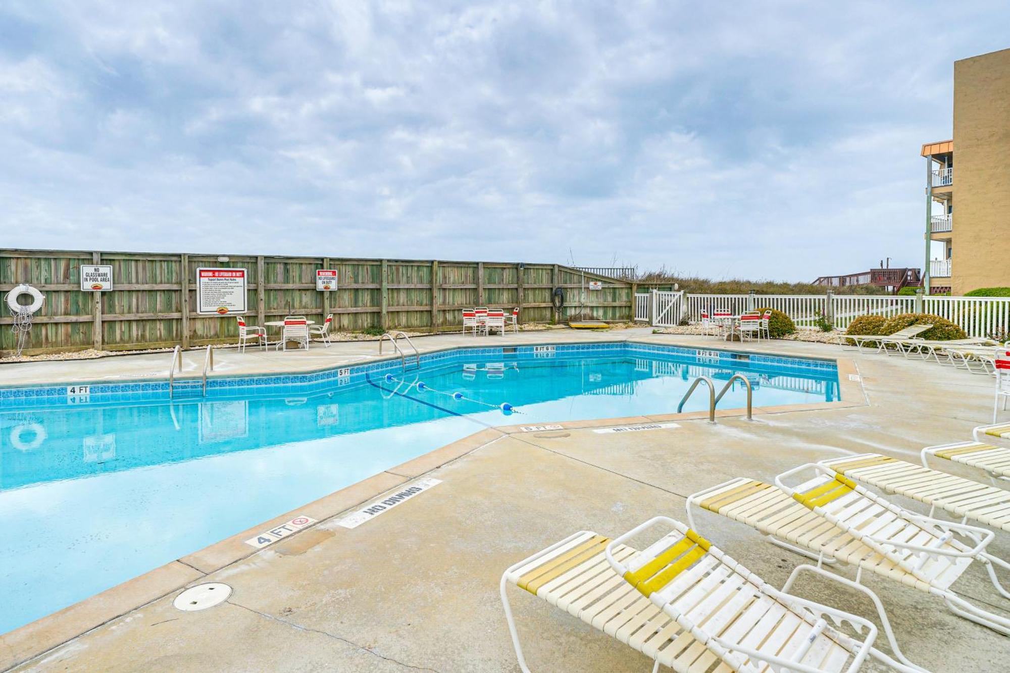 Steps To The Beach Oceanfront Condo With Lanai! North Topsail Beach Exteriér fotografie